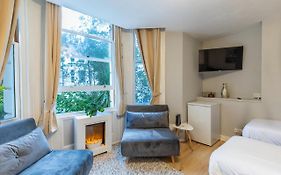 Sylish Studio Apartment Close To Station
